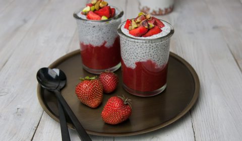 Chia Pudding mit Erdbeeren