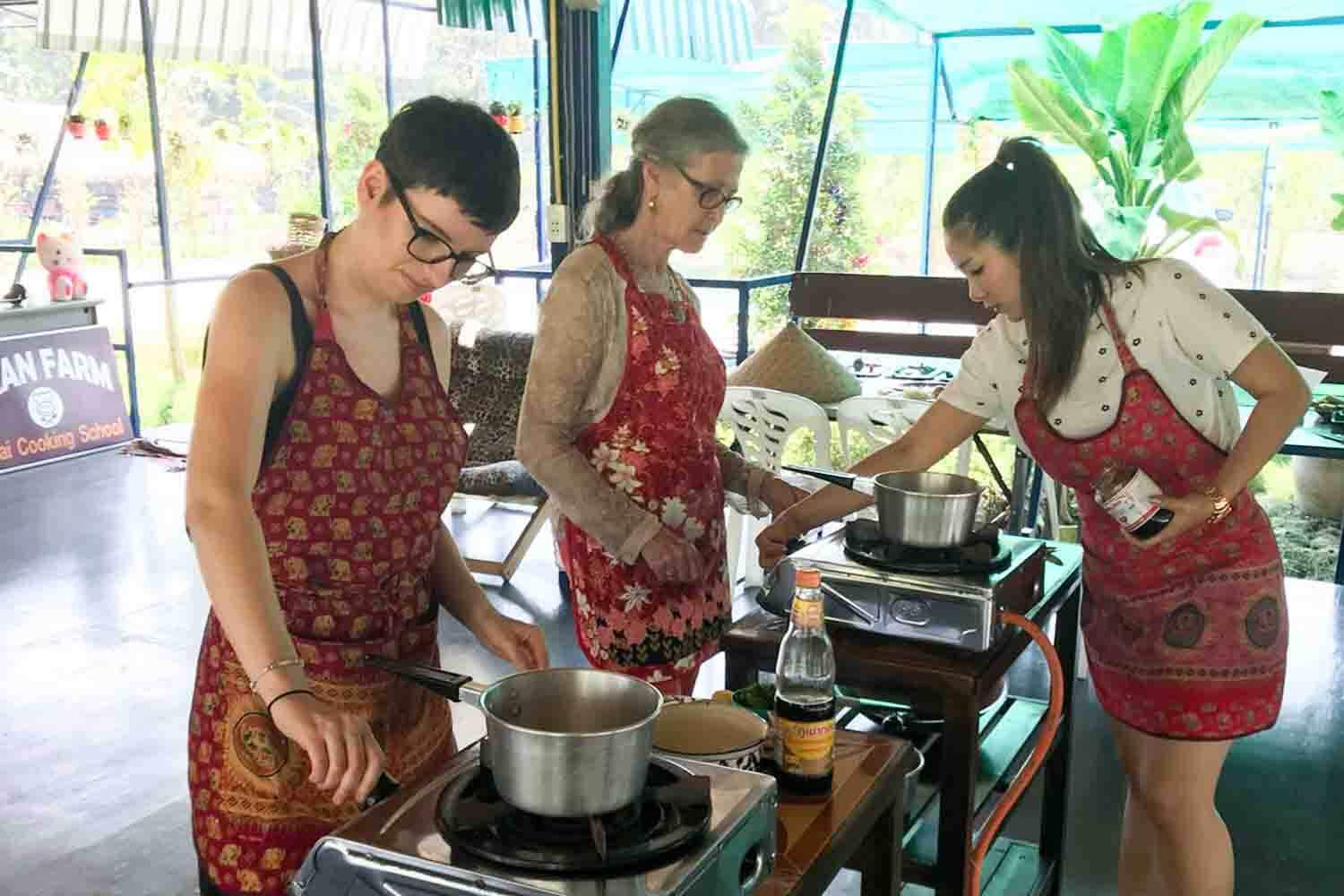 Beim Kochkurs in Thailand