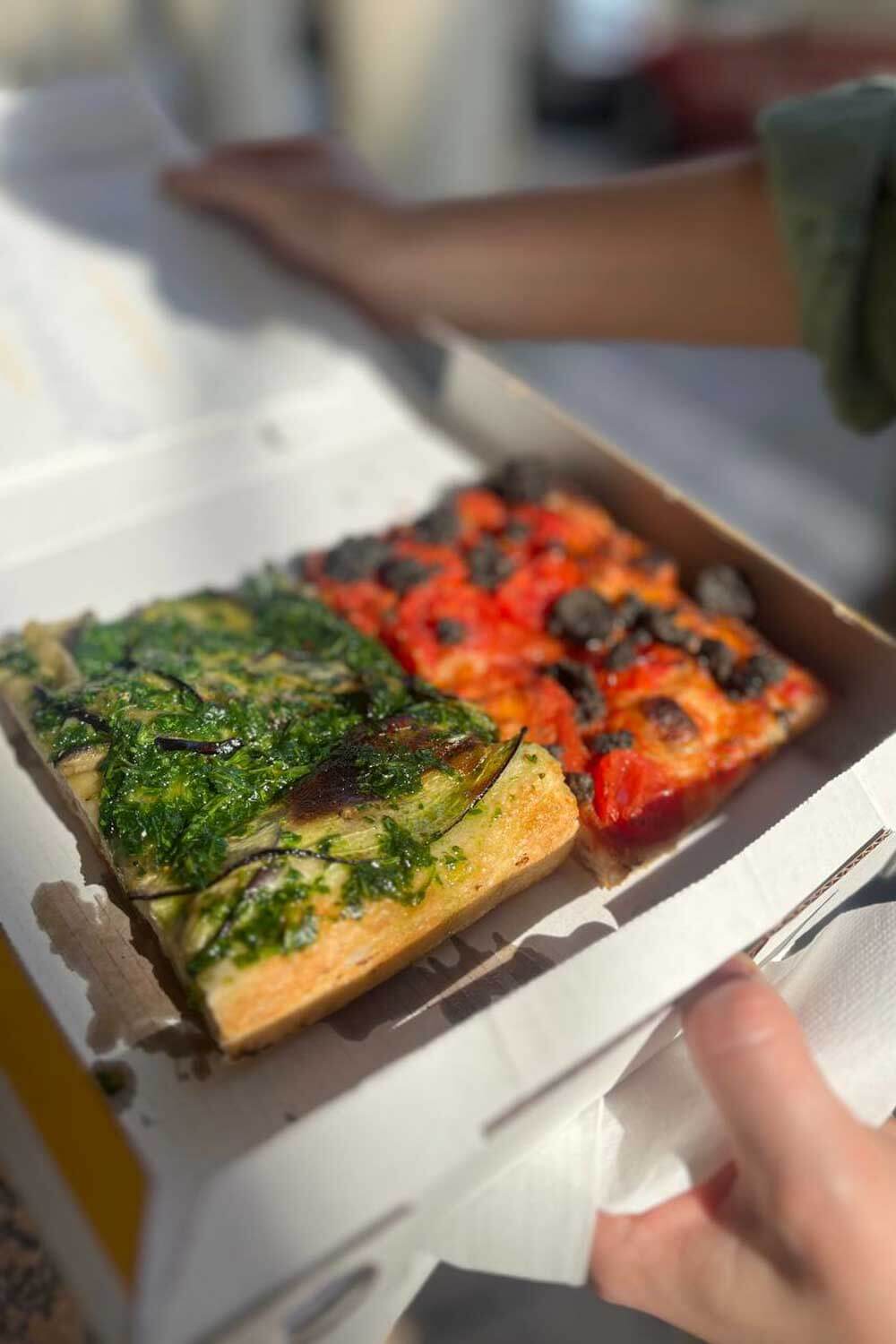 Vegane Pizzastücke
